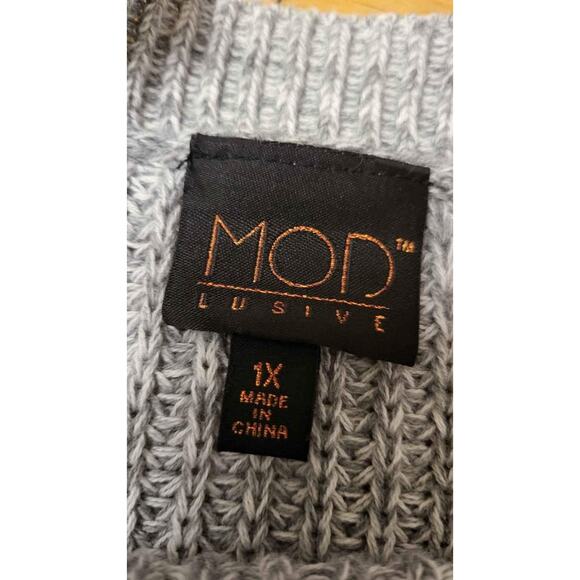 Women's Knit Gray/White Sweater Size 1X - Picture 3 of 3